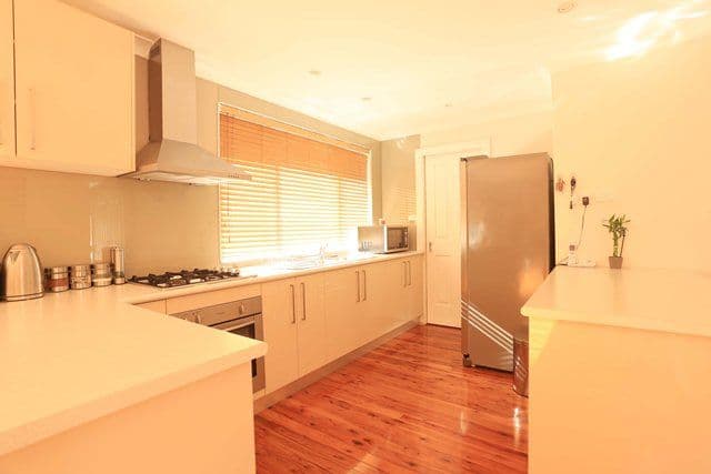 10 Madang Place, GLENFIELD NSW 2167, Glenfield - Thumbnail 3