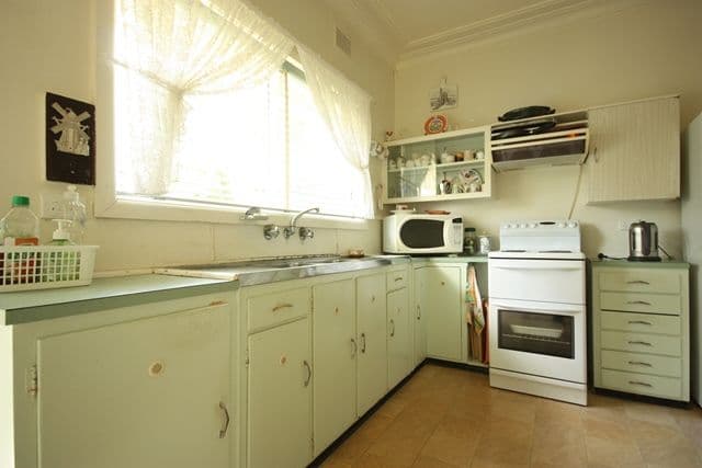 56 Condamine Street, CAMPBELLTOWN NSW 2560, Campbelltown - Thumbnail 3