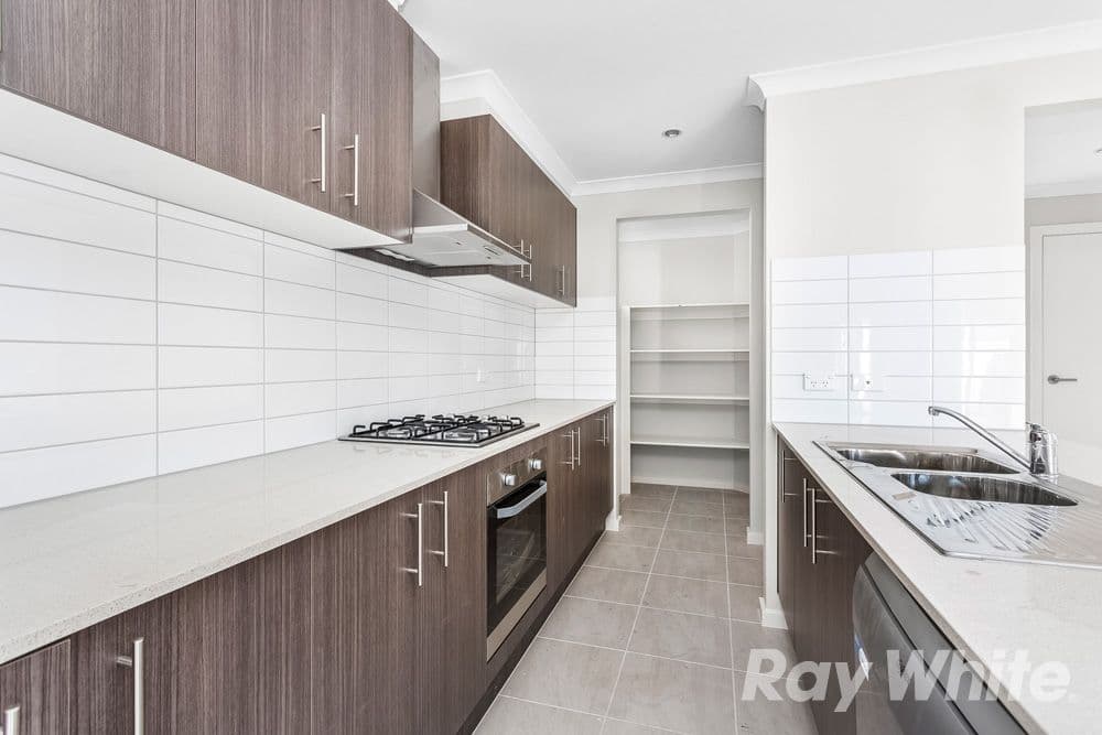 14 Spencer Street, Point Cook VIC 3030, Point Cook - Thumbnail 2