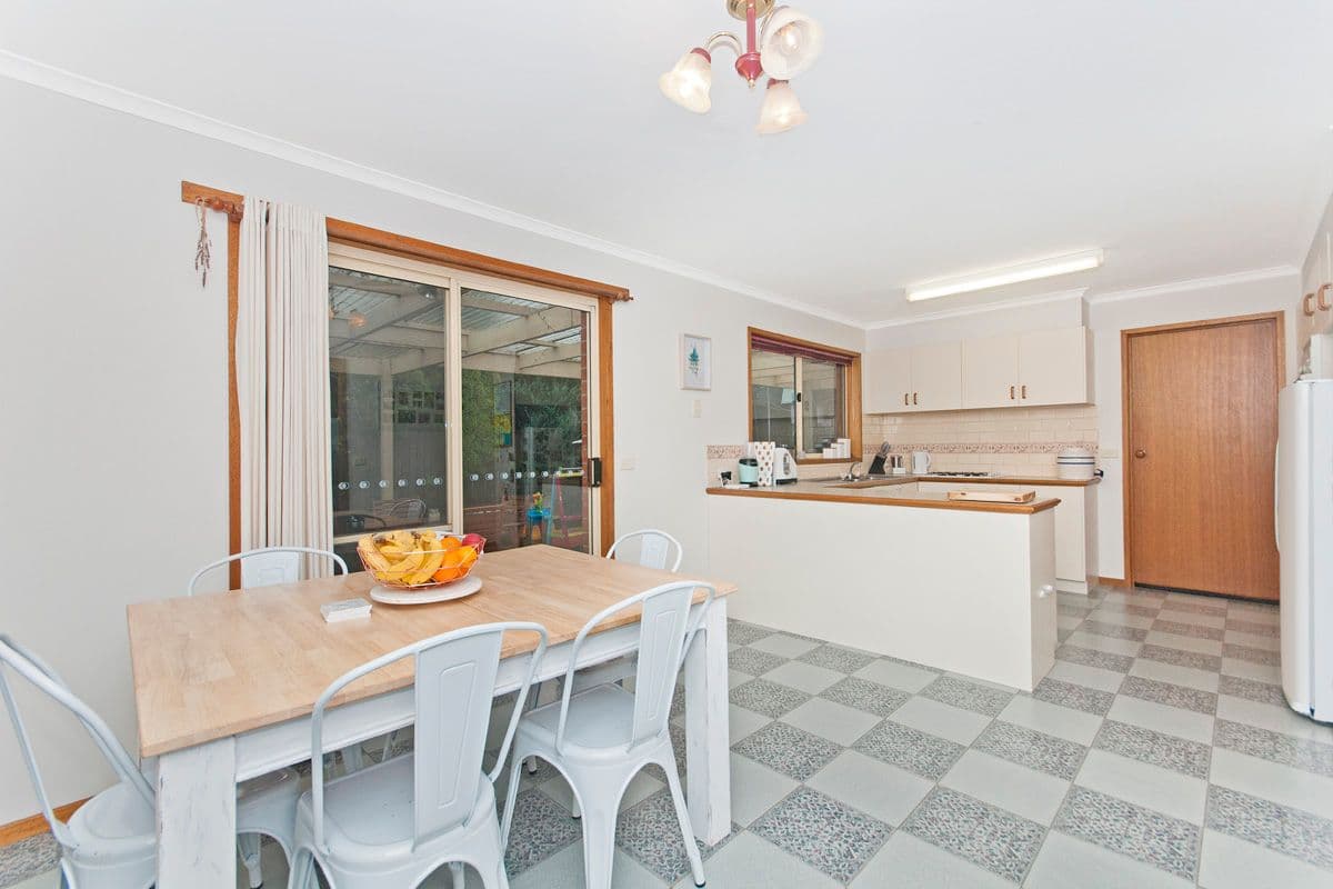 12 Duirs Street, Warrnambool VIC 3280, Warrnambool - Thumbnail 3