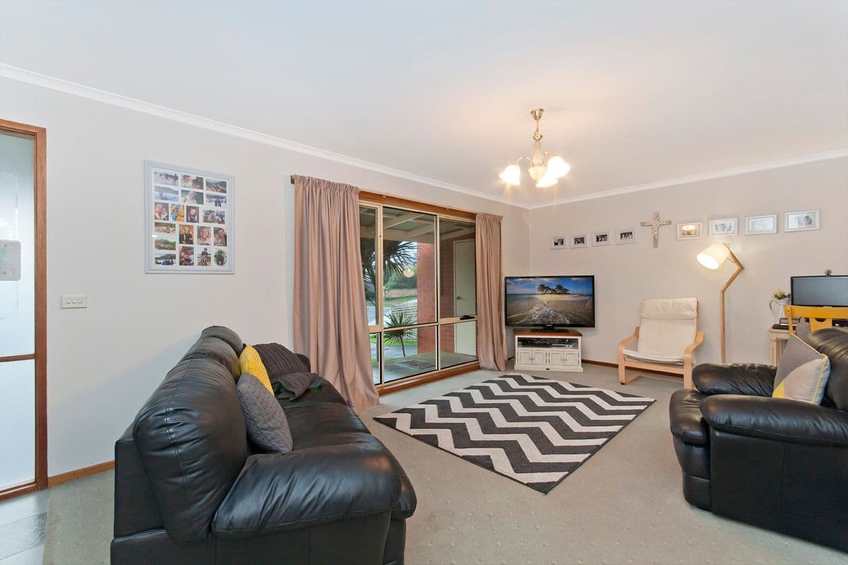 12 Duirs Street, Warrnambool VIC 3280, Warrnambool - Thumbnail 2