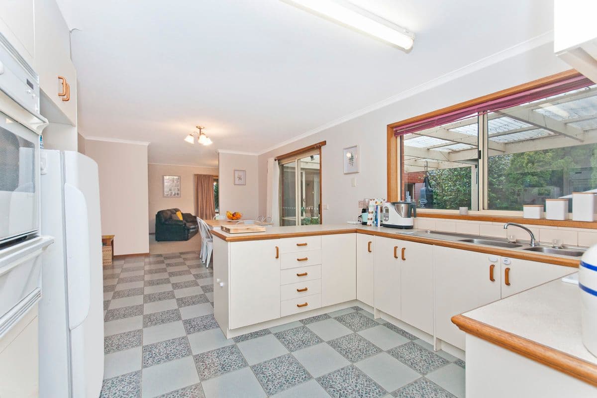 12 Duirs Street, Warrnambool VIC 3280, Warrnambool - Thumbnail 5
