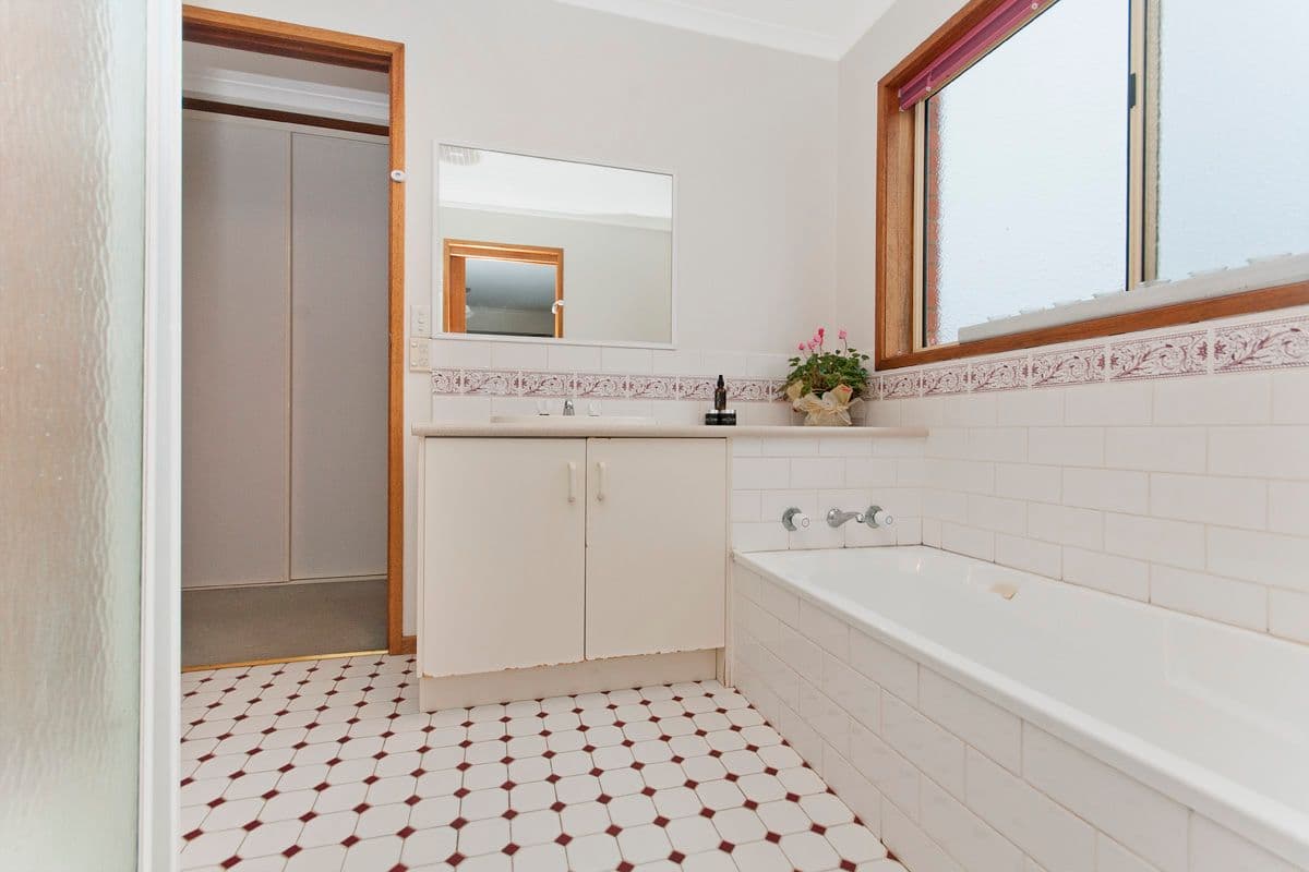 12 Duirs Street, Warrnambool VIC 3280, Warrnambool - Thumbnail 7