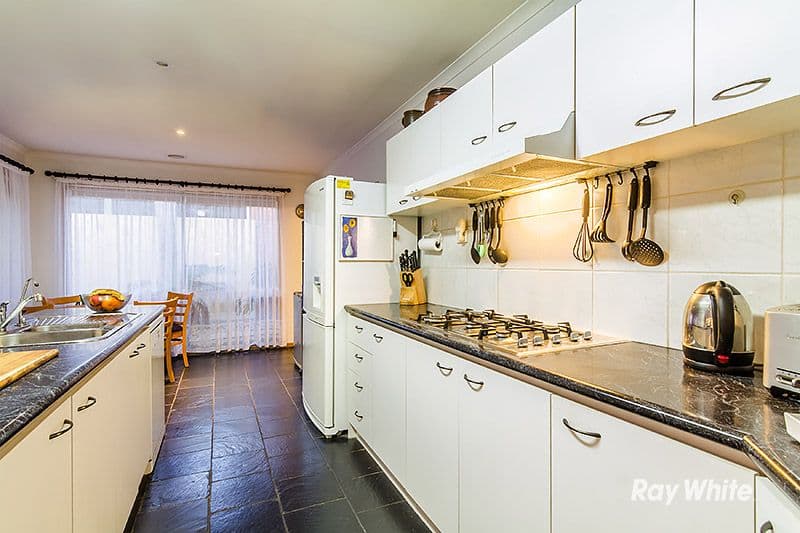 3 Kibo Court, Cranbourne North VIC 3977, Cranbourne North - Thumbnail 3