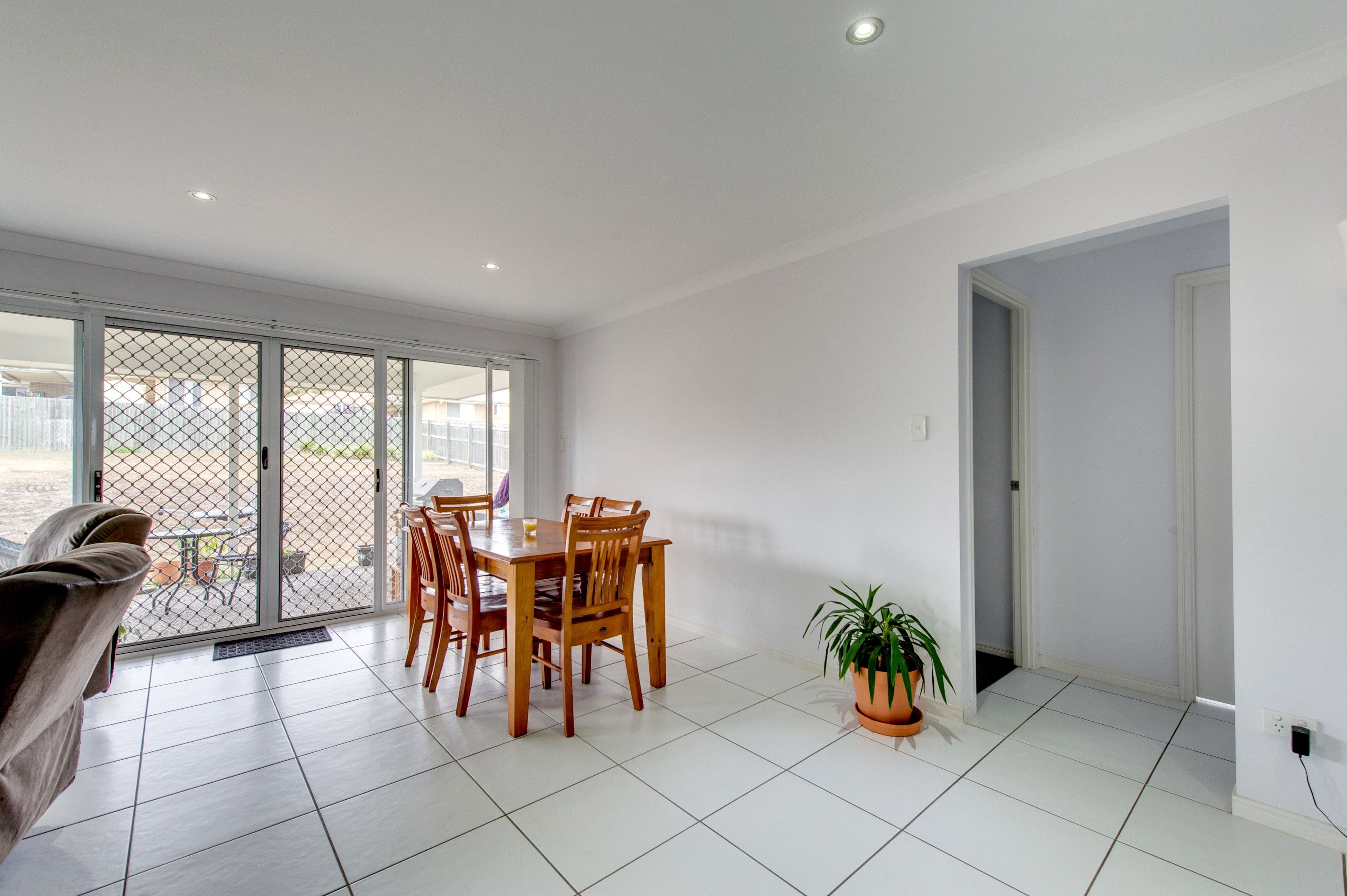7 Samuel Court, Yamanto QLD 4305, Yamanto - Thumbnail 5