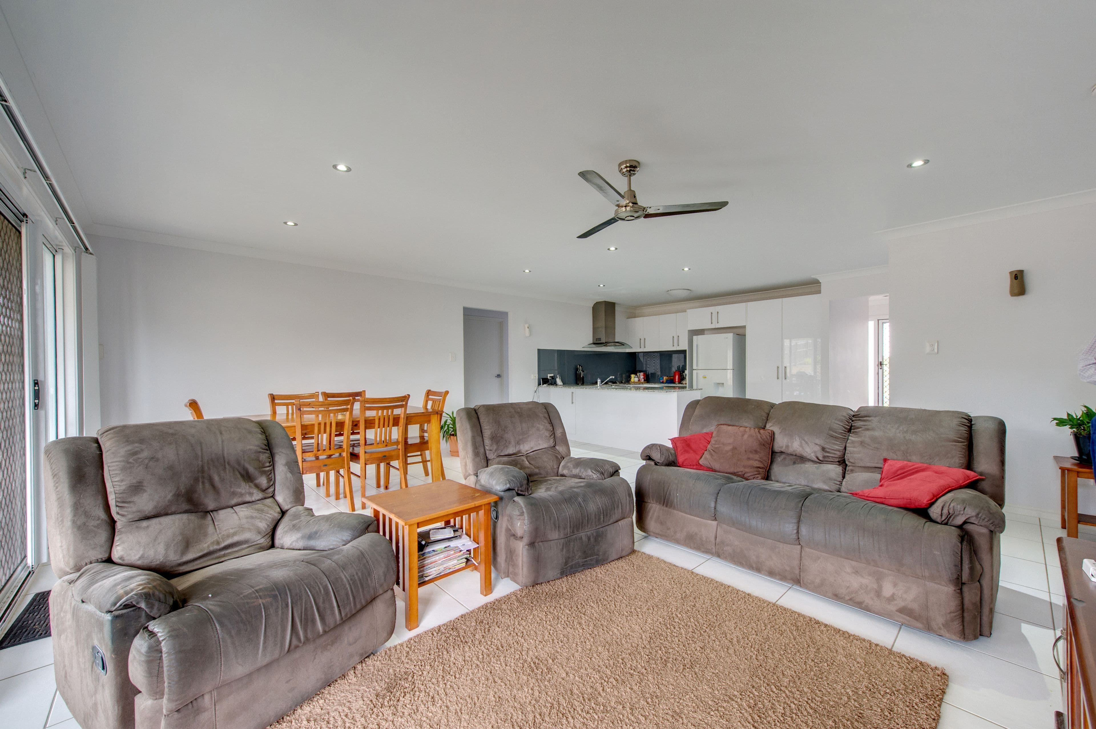 7 Samuel Court, Yamanto QLD 4305, Yamanto - Thumbnail 6