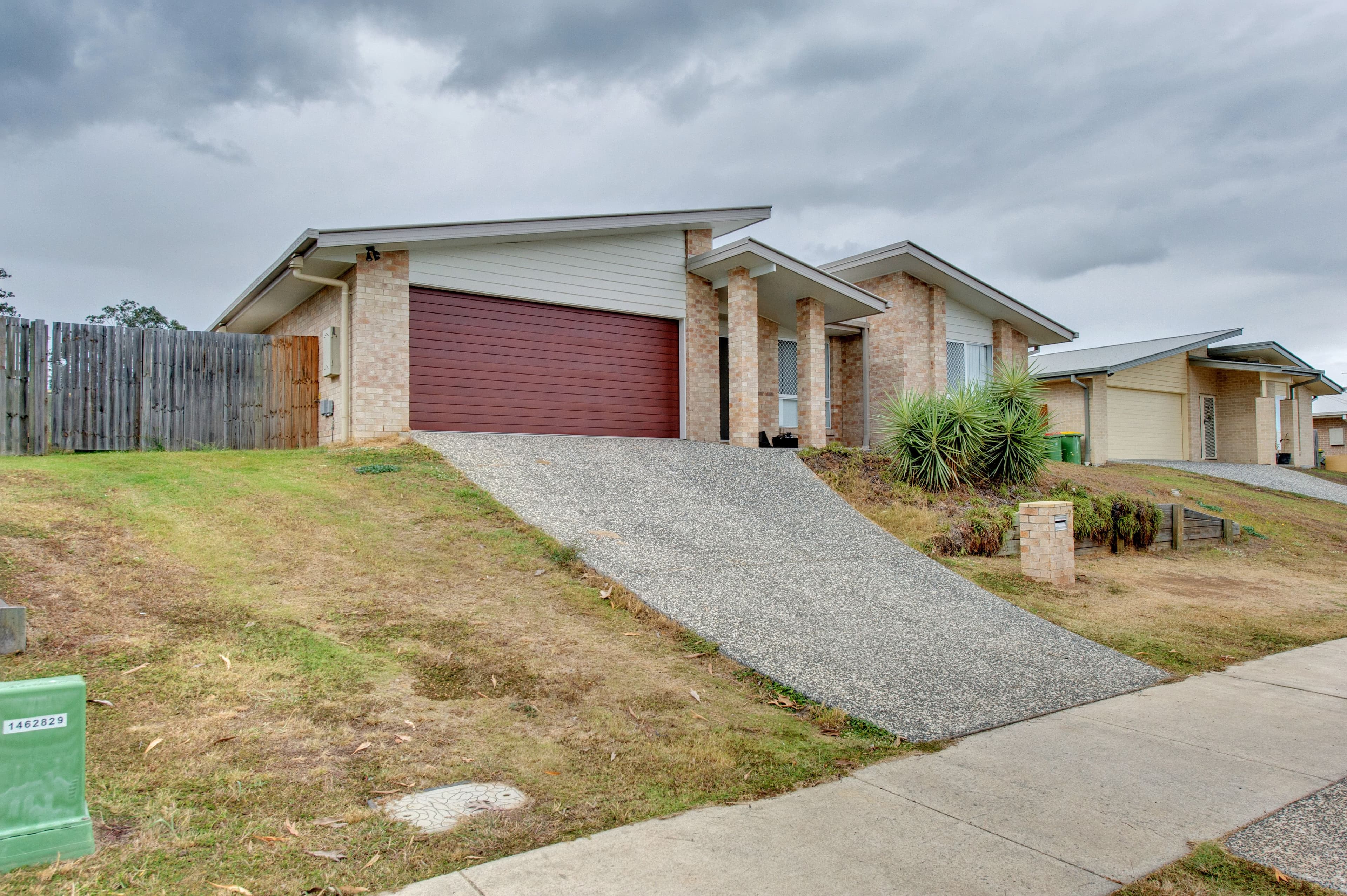 7 Samuel Court, Yamanto QLD 4305, Yamanto - Thumbnail 2