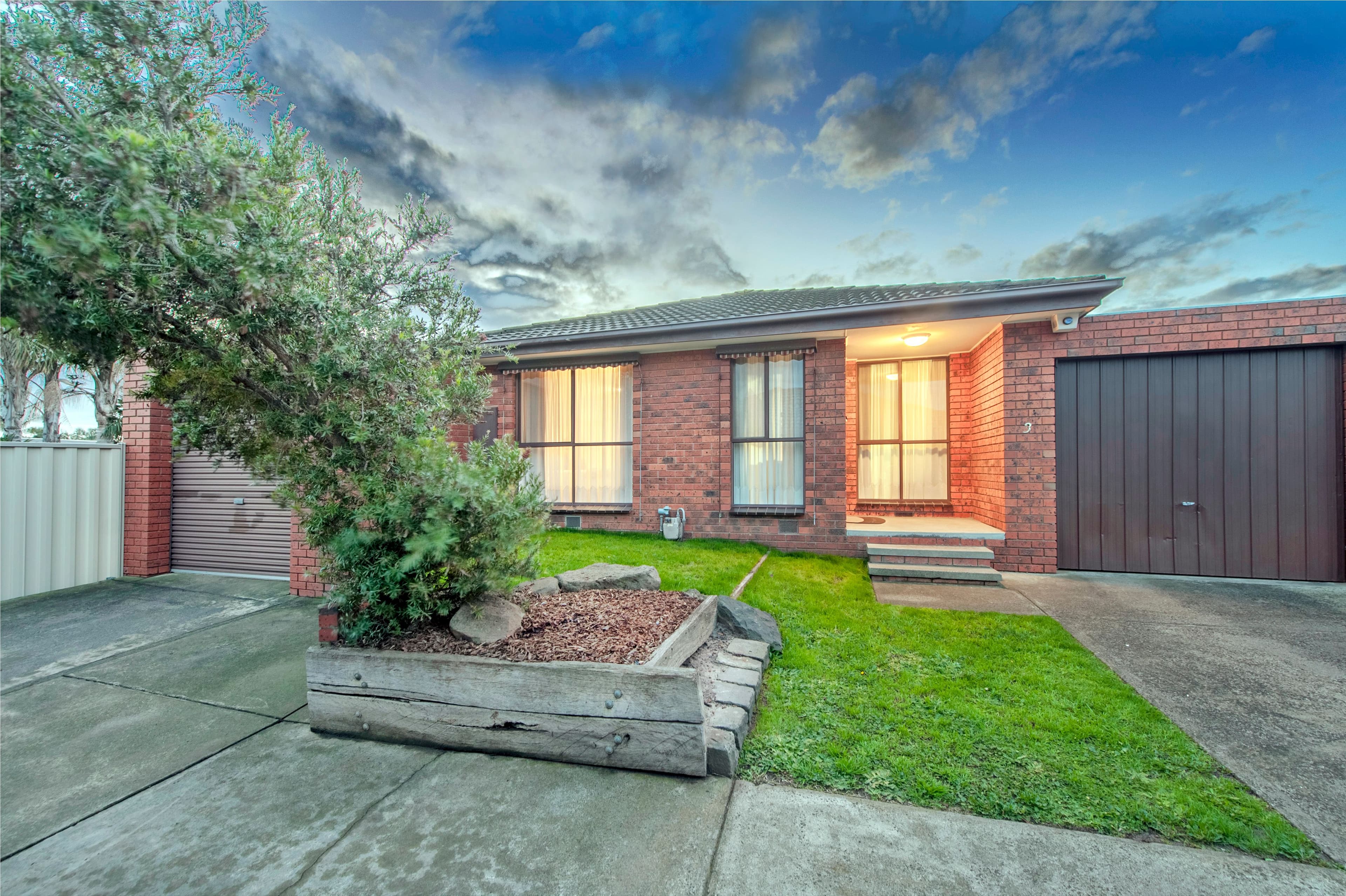 12 Hobbs Crescent, Reservoir VIC 3073, Reservoir - Image 1