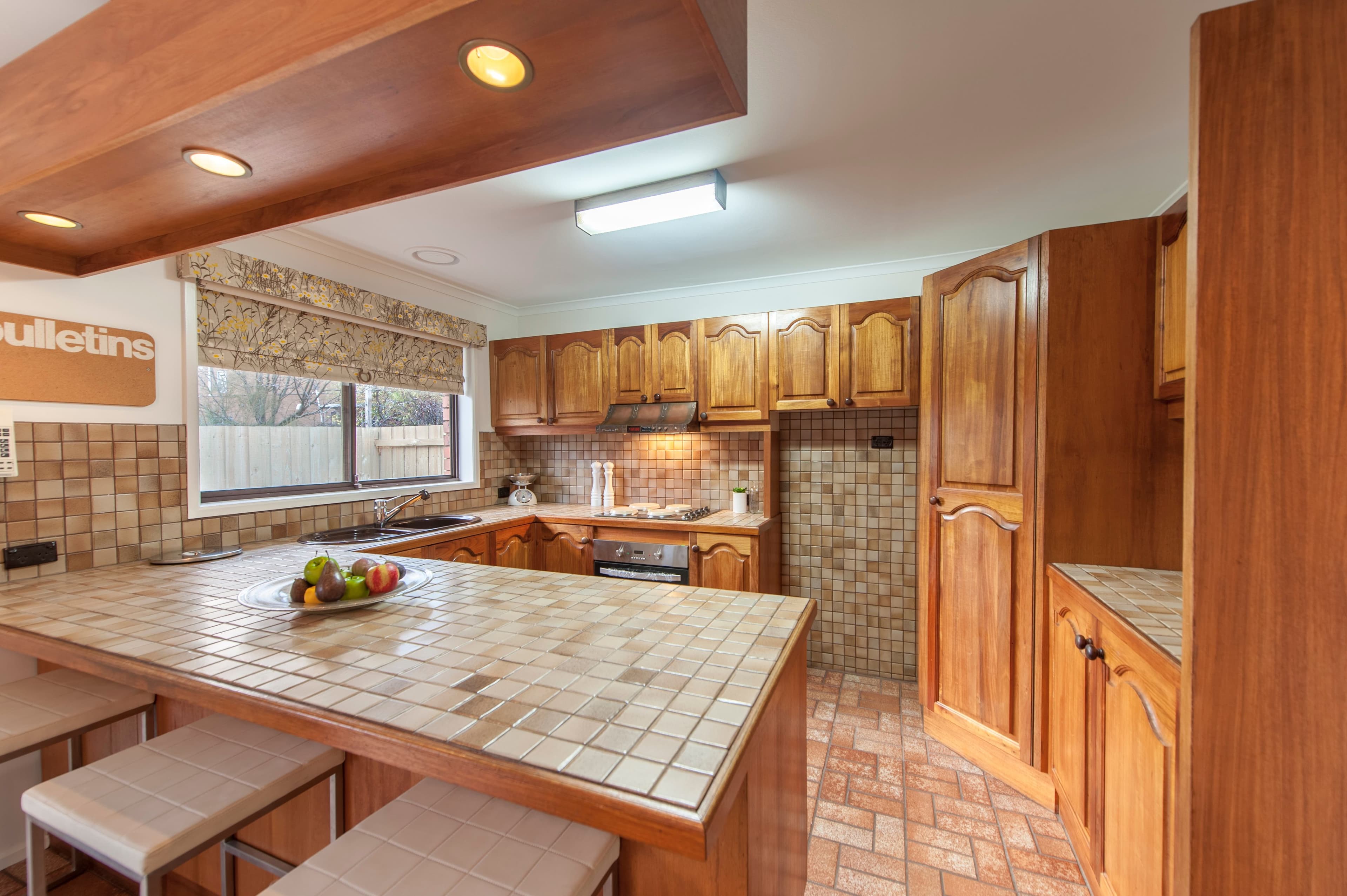 12 Hobbs Crescent, Reservoir VIC 3073, Reservoir - Thumbnail 4