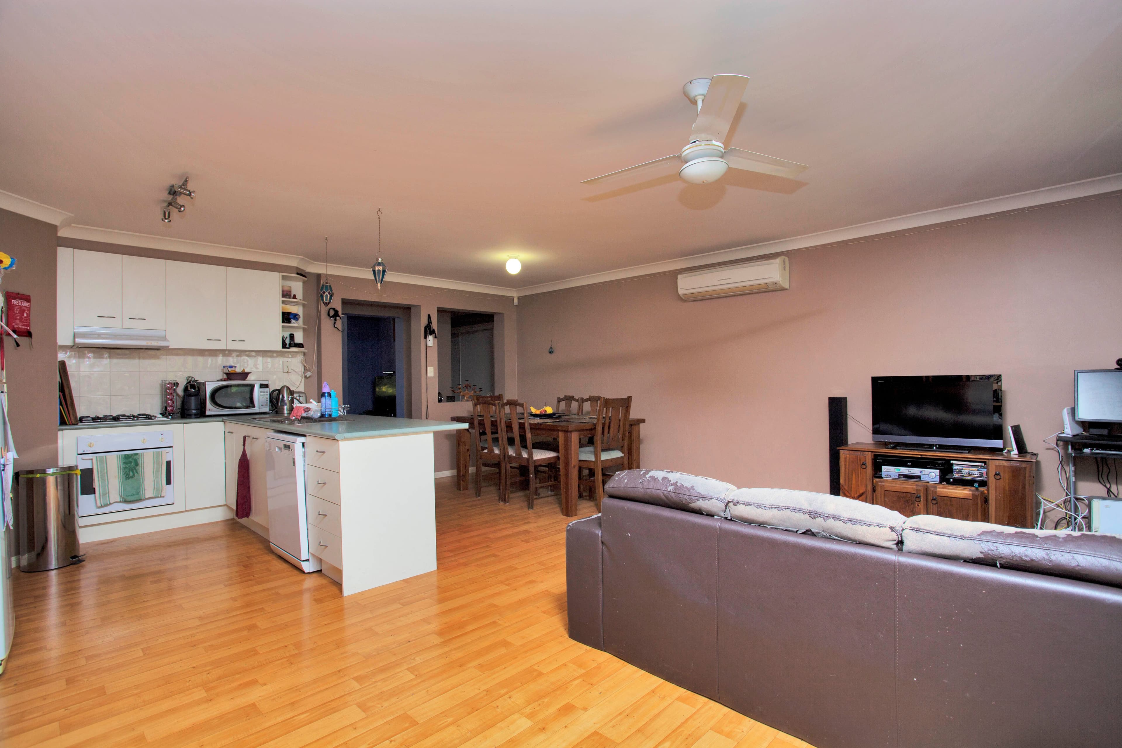 15 Palmer Place, Narangba QLD 4504, Narangba - Thumbnail 5