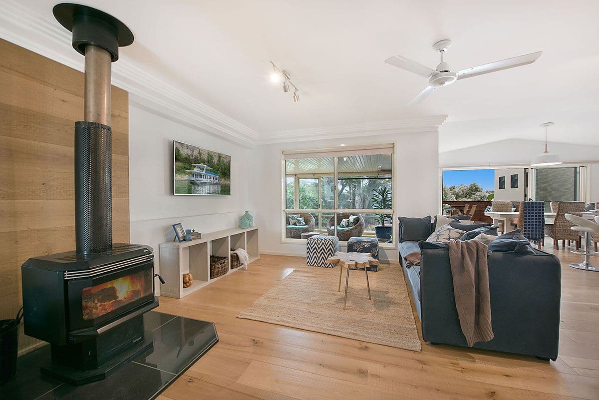 9 Cheviot Court, Little Mountain QLD 4551, Little Mountain - Thumbnail 2