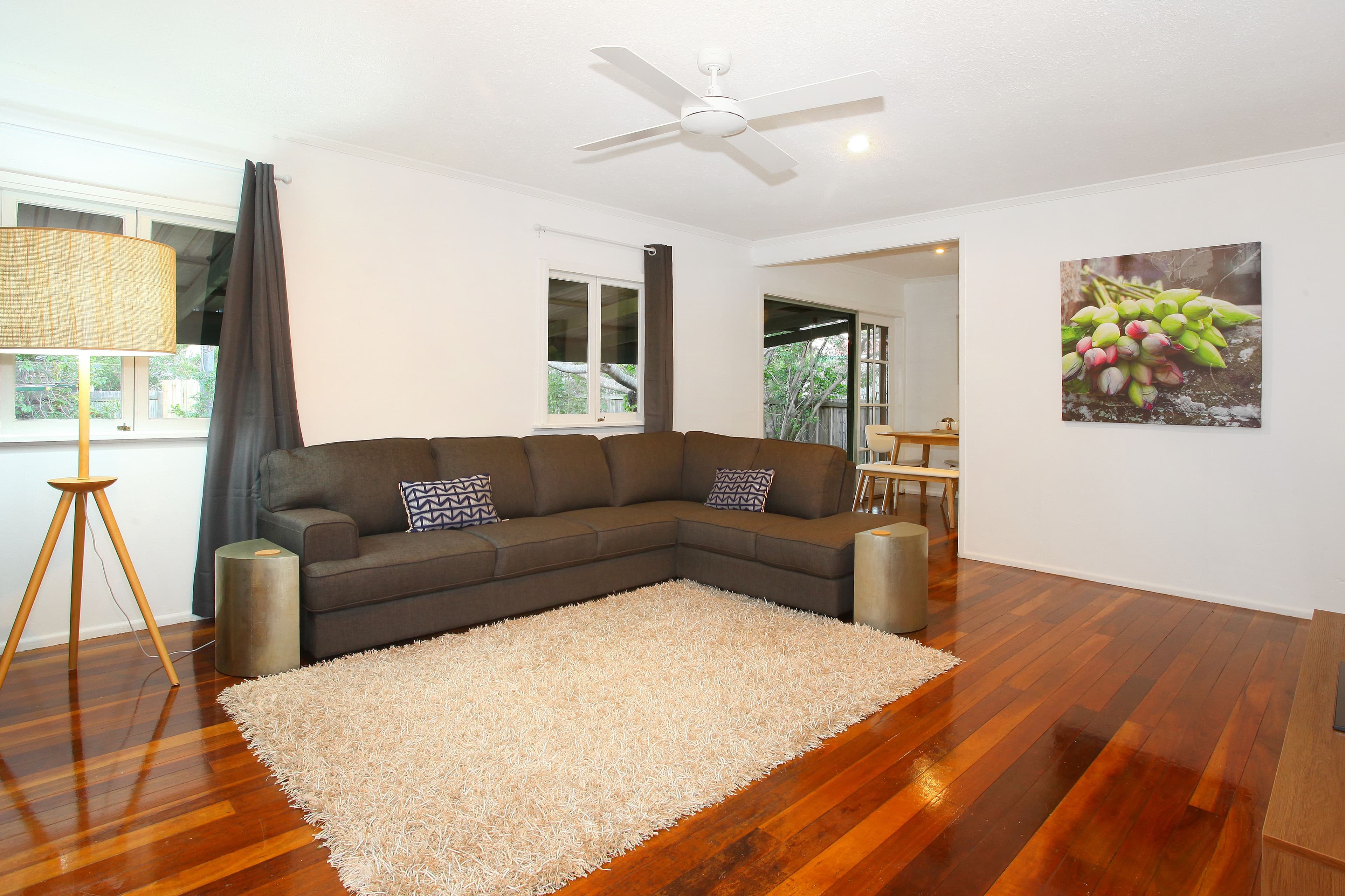 6 Joan Street, Southport QLD 4215, Southport - Thumbnail 2