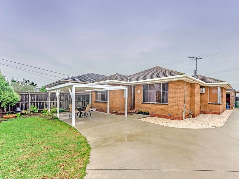 30 Titus Avenue, Hoppers Crossing VIC 3029, Hoppers Crossing - Thumbnail 2