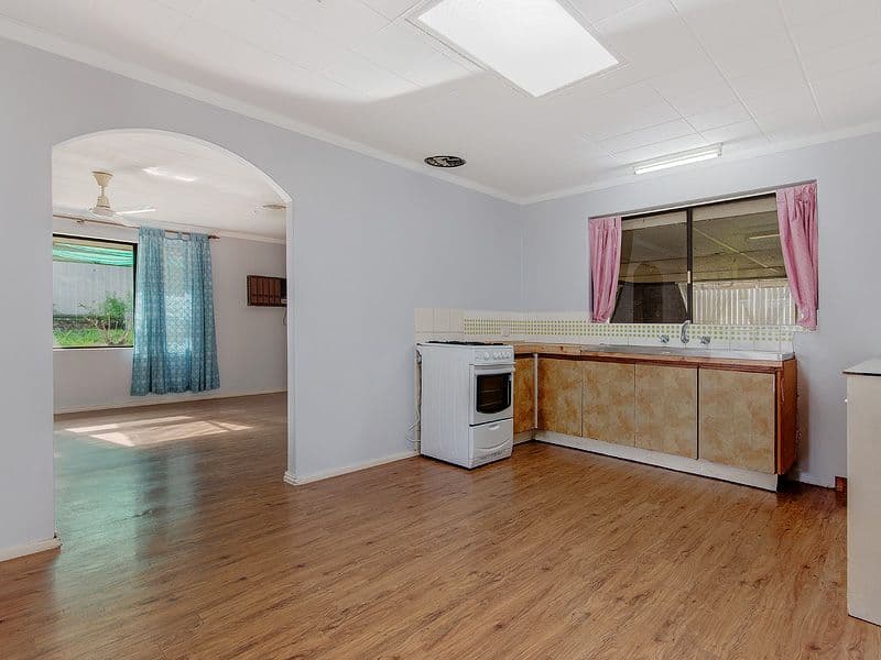 36 Challenger Avenue, Parmelia WA 6167, Parmelia - Thumbnail 4