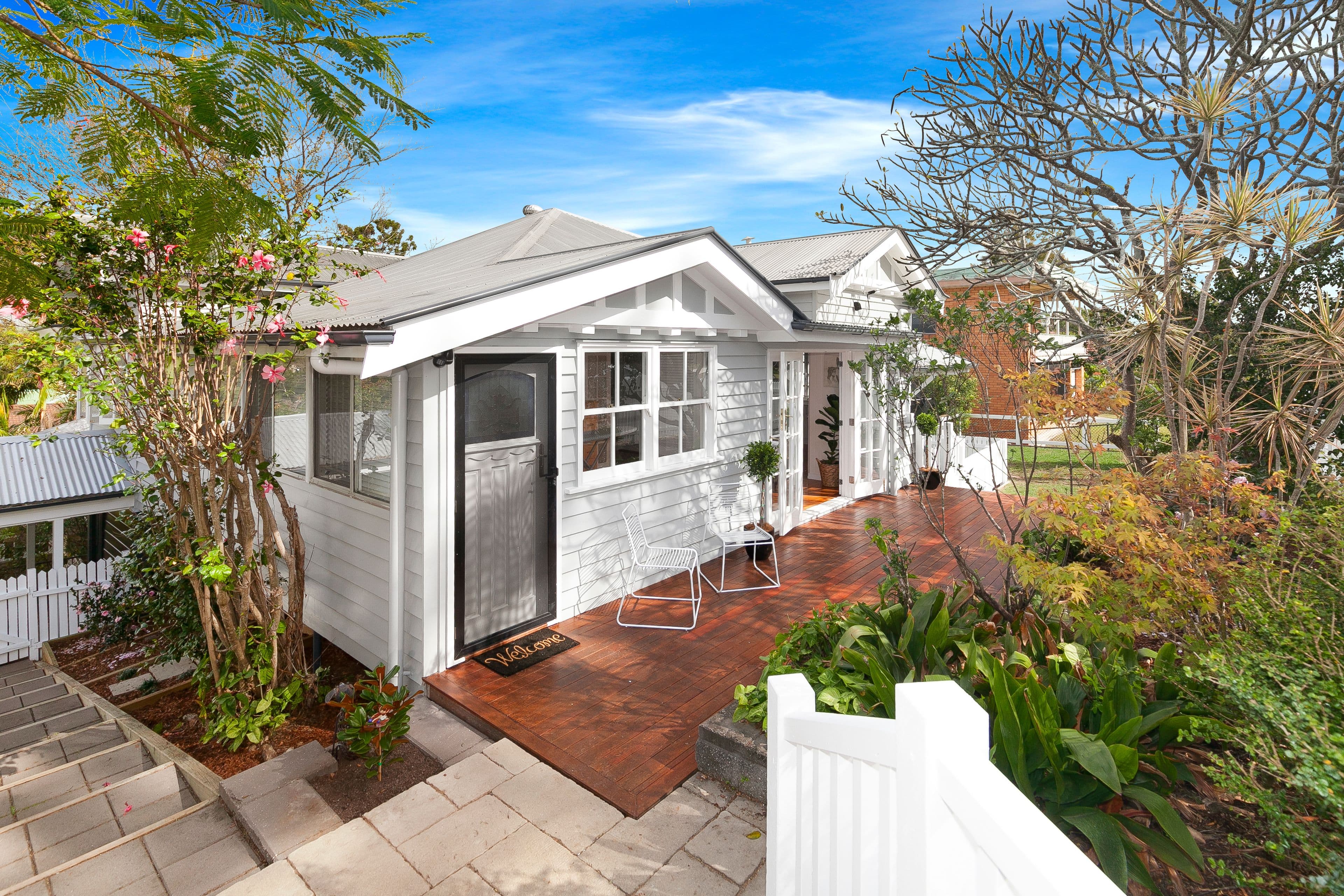 28 Jolimont Street, Sherwood QLD 4075, Sherwood - Thumbnail 2