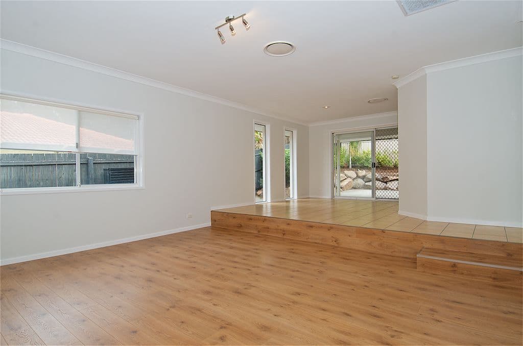 9 Snead Court, Parkwood QLD 4214, Parkwood - Thumbnail 2