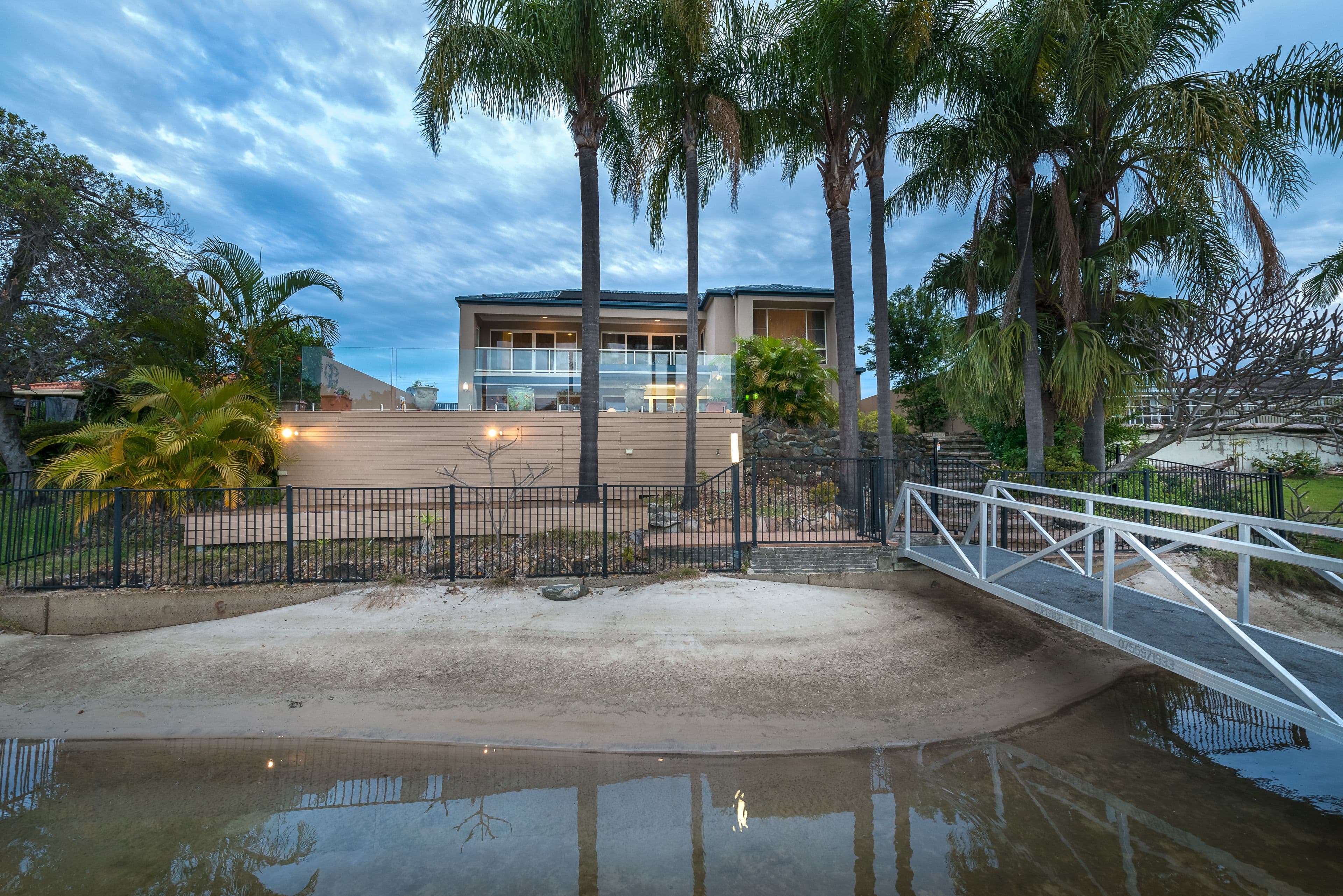 43 Rapallo Avenue, Isle Of Capri QLD 4217, Isle Of Capri - Thumbnail 5
