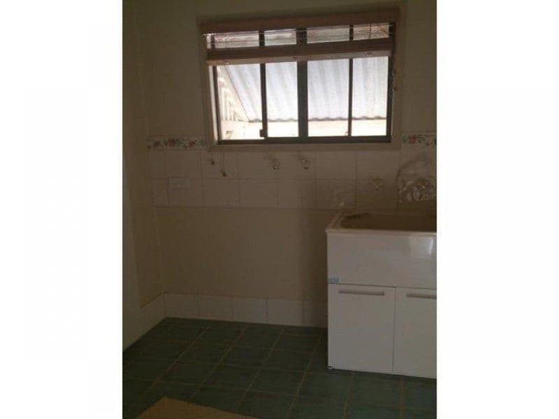23 Laurel Street, Russell Island QLD 4184, Russell Island - Thumbnail 7