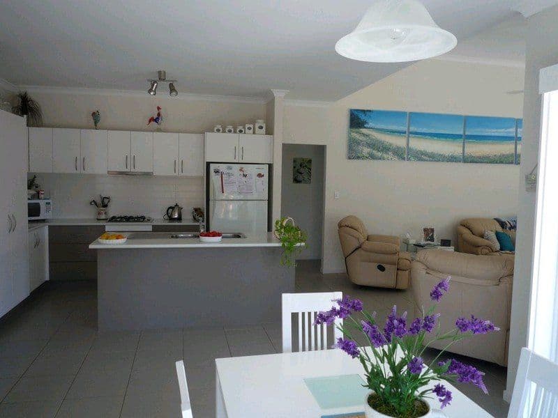 11 Pelican Way, Woodgate QLD 4660, Woodgate - Thumbnail 2