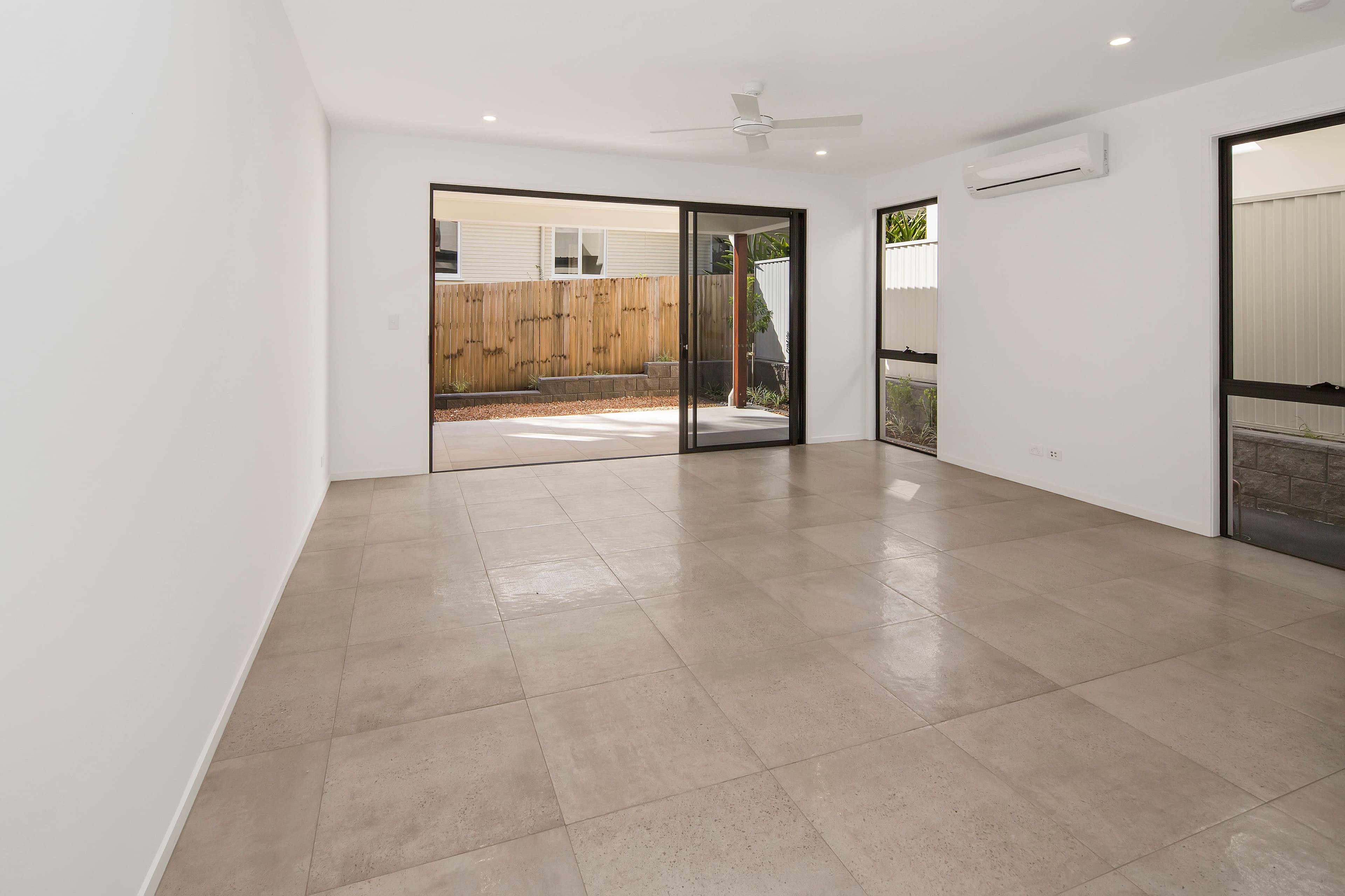 9 Clinton Street, Labrador QLD 4215, Labrador - Thumbnail 5