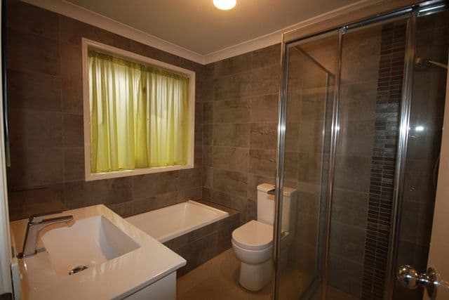 26 Dotterel Street, Hinchinbrook - Thumbnail 2