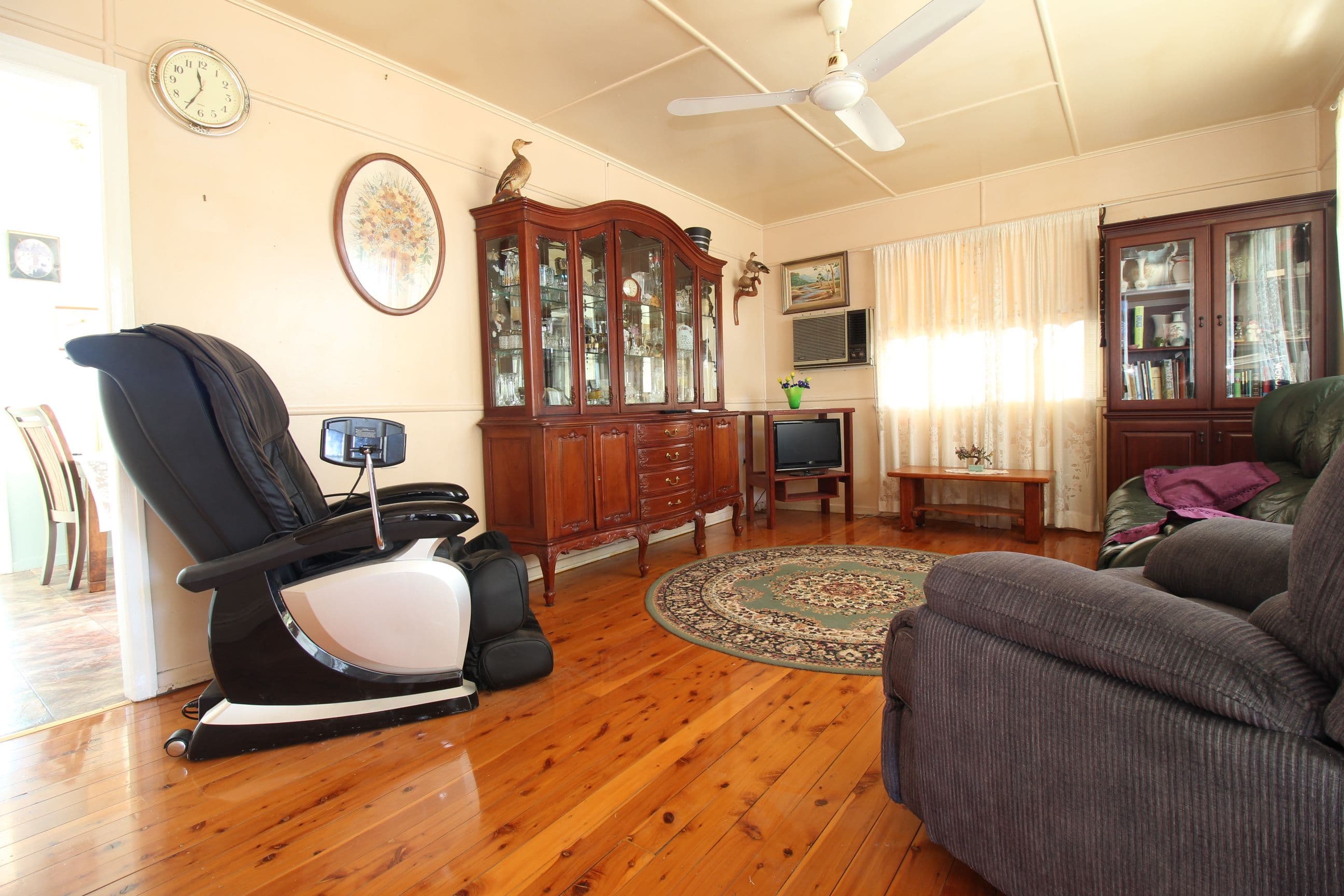 109 Ruby Street, Emerald QLD 4720, Emerald - Thumbnail 4