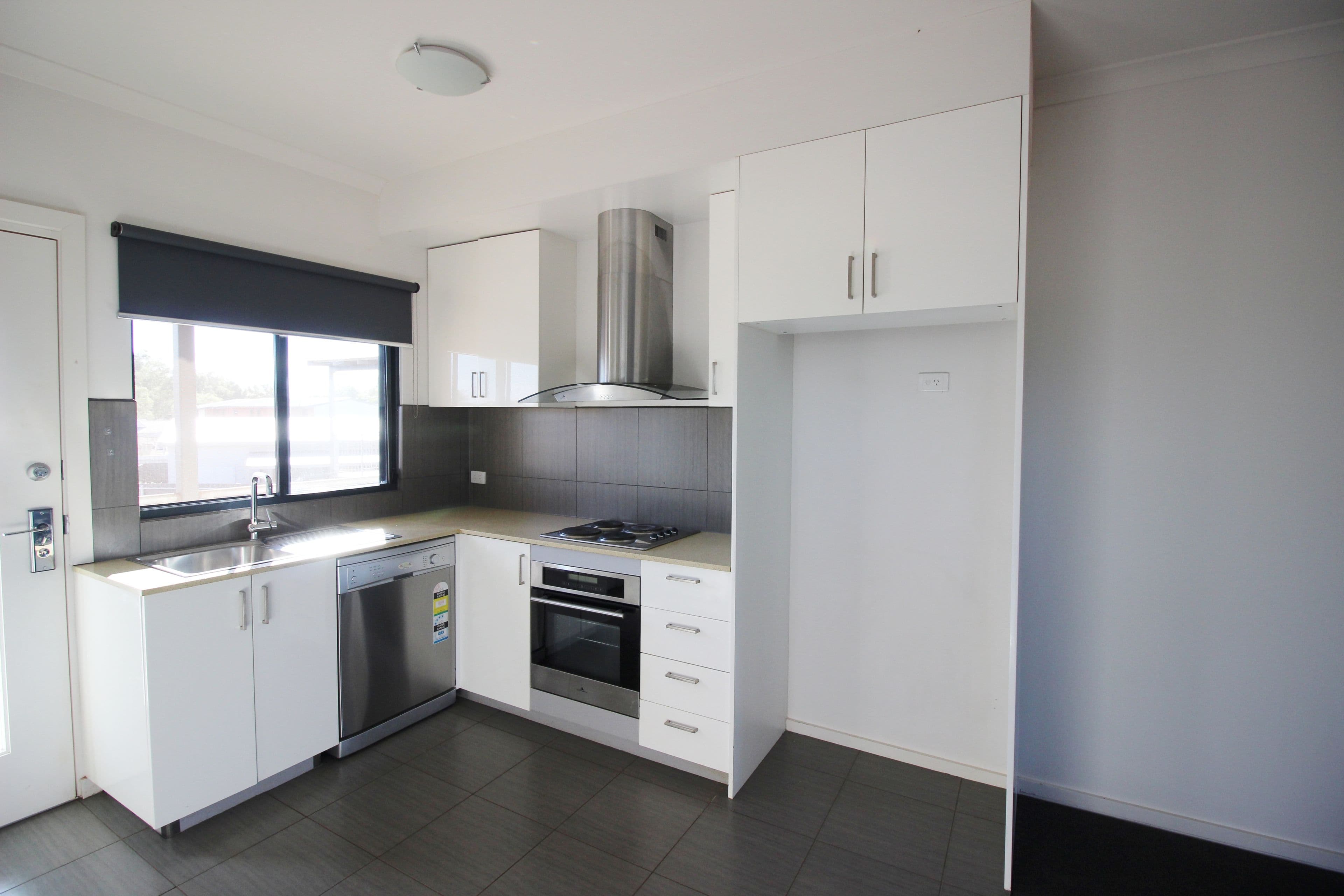 9/8 Beacon Close, South Hedland WA 6722, South Hedland - Image 1