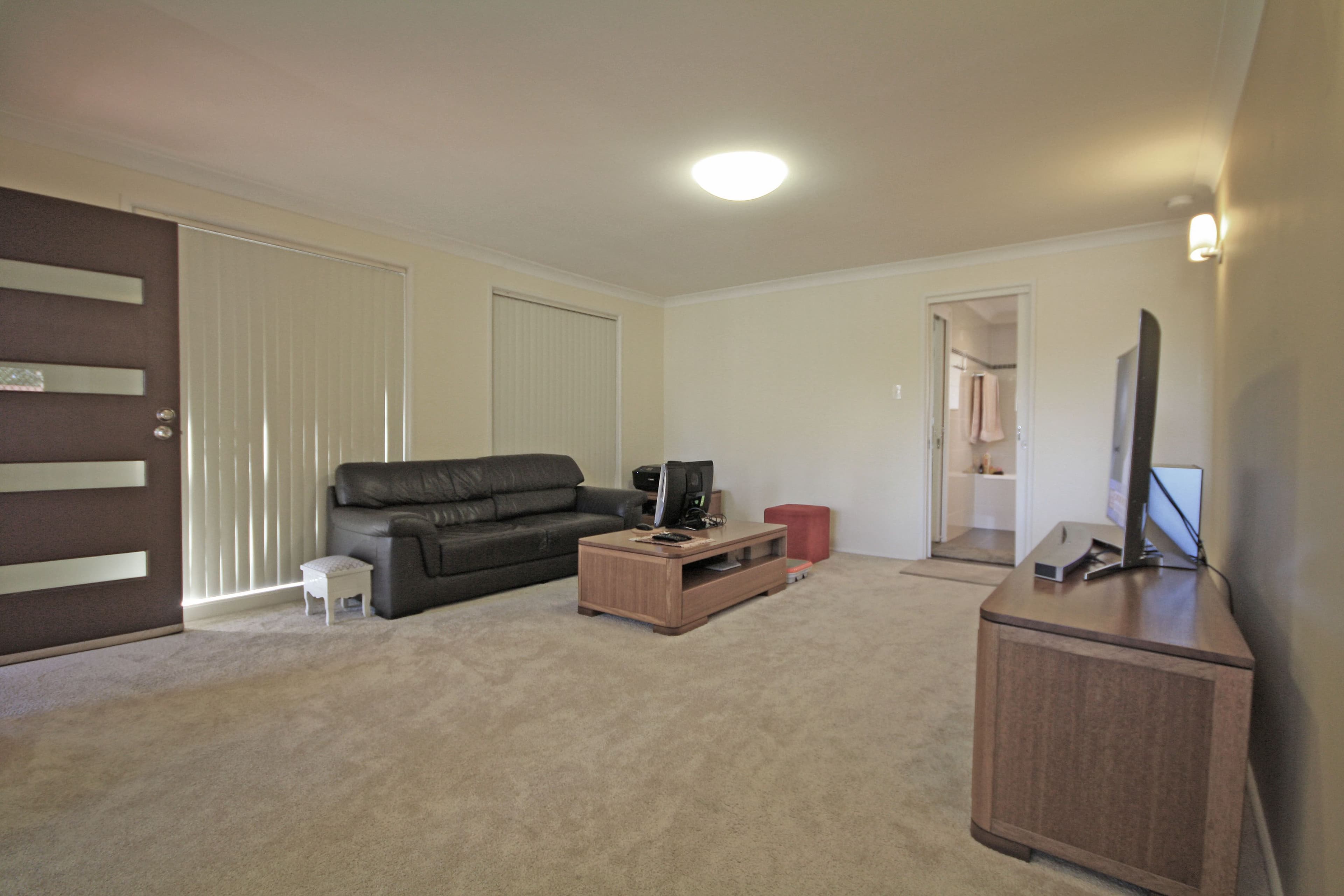 25 Trafalgar Street, Glenfield NSW 2167, Glenfield - Thumbnail 5