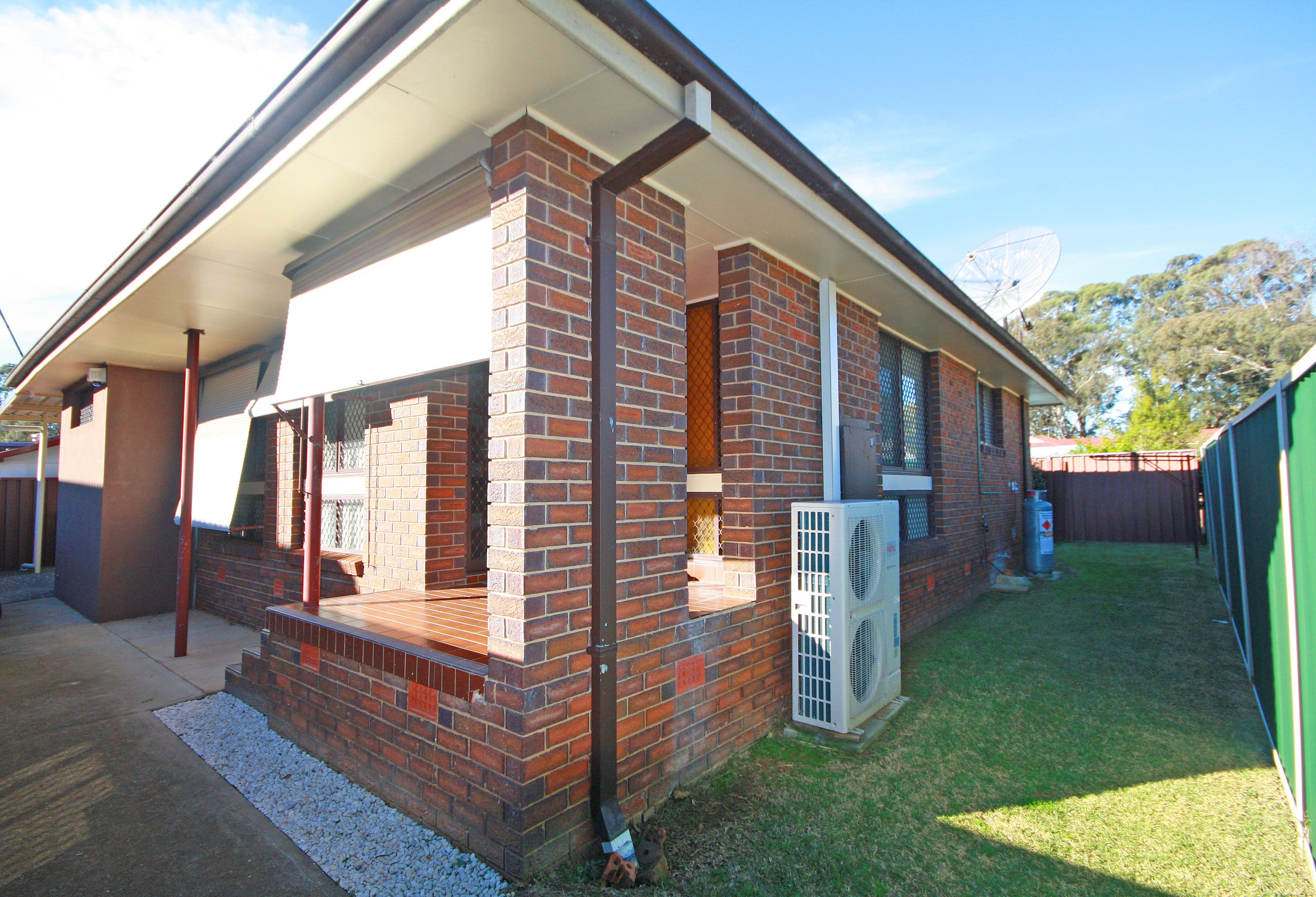 25 Trafalgar Street, Glenfield NSW 2167, Glenfield - Image 1