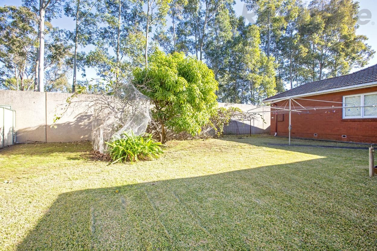 8 Lismore Close, Bossley Park - Thumbnail 8