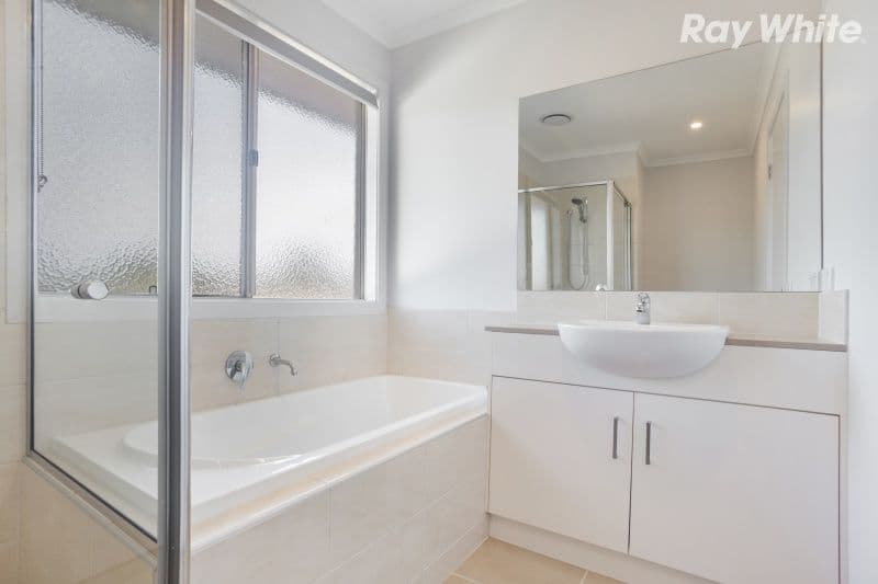 27 Wedge Crescent, Rowville VIC 3178, Rowville - Thumbnail 5