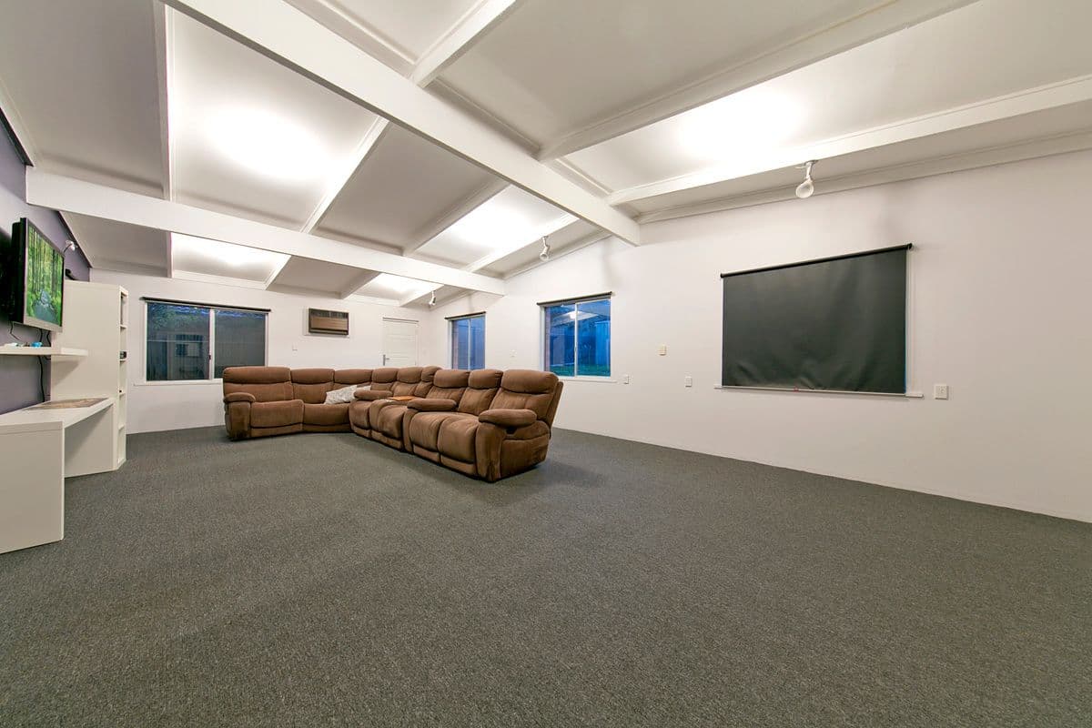 5 Eyre Crescent, Valley View SA 5093, Valley View - Thumbnail 7