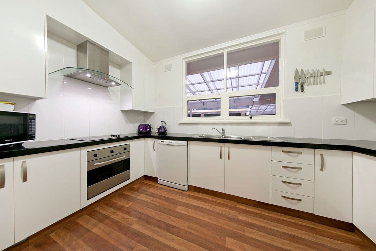 5 Eyre Crescent, Valley View SA 5093, Valley View - Thumbnail 6