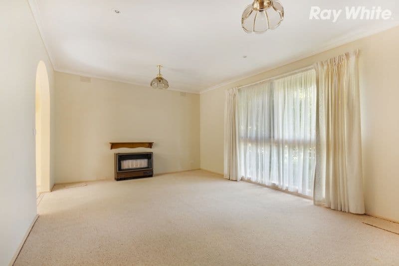 1 Narong Crescent, Knoxfield VIC 3180, Knoxfield - Thumbnail 2