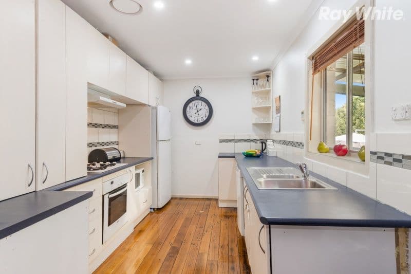 32 Loretto Avenue, Ferntree Gully VIC 3156, Ferntree Gully - Thumbnail 4