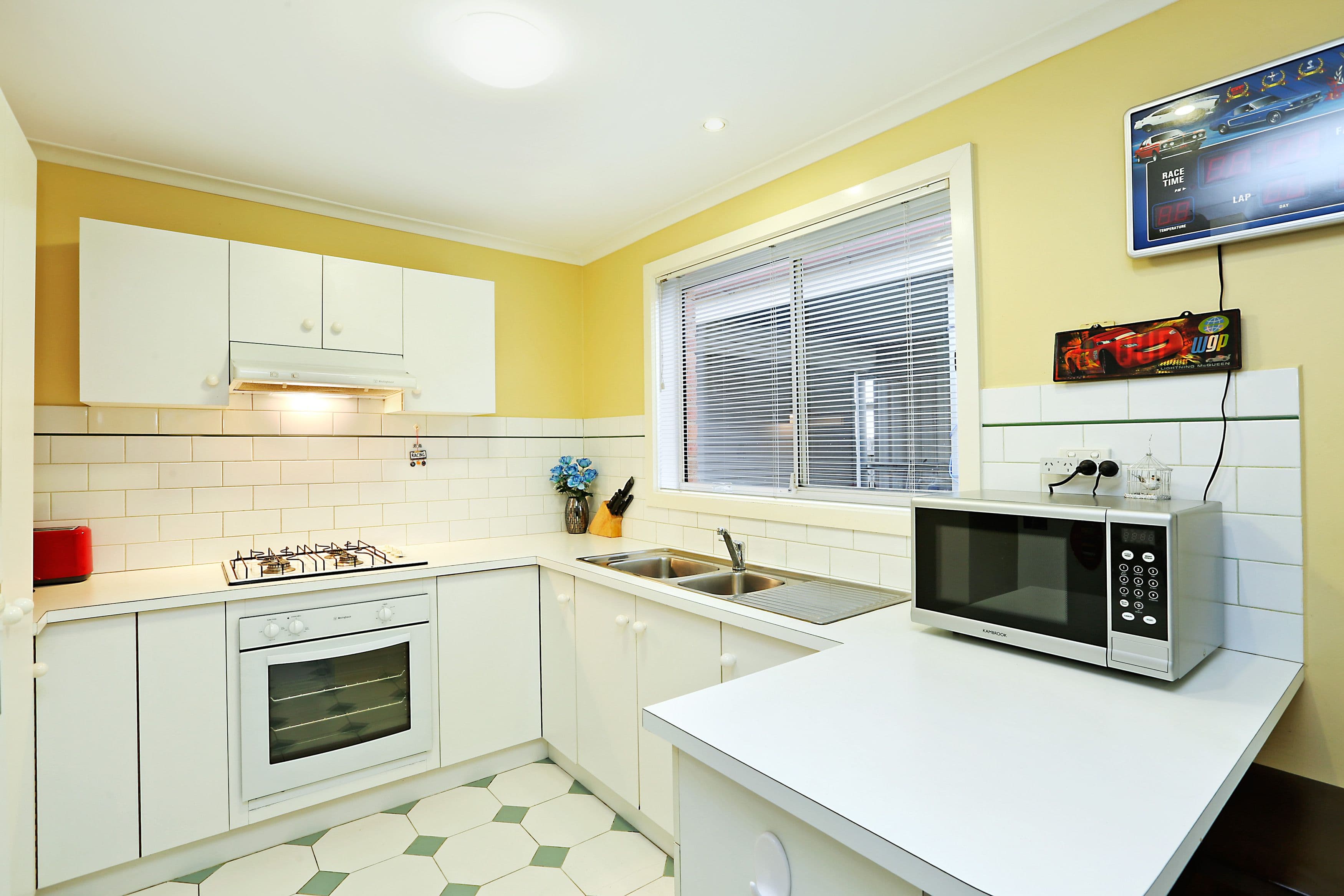 9 Remington Street, Corio VIC 3214, Corio - Thumbnail 2