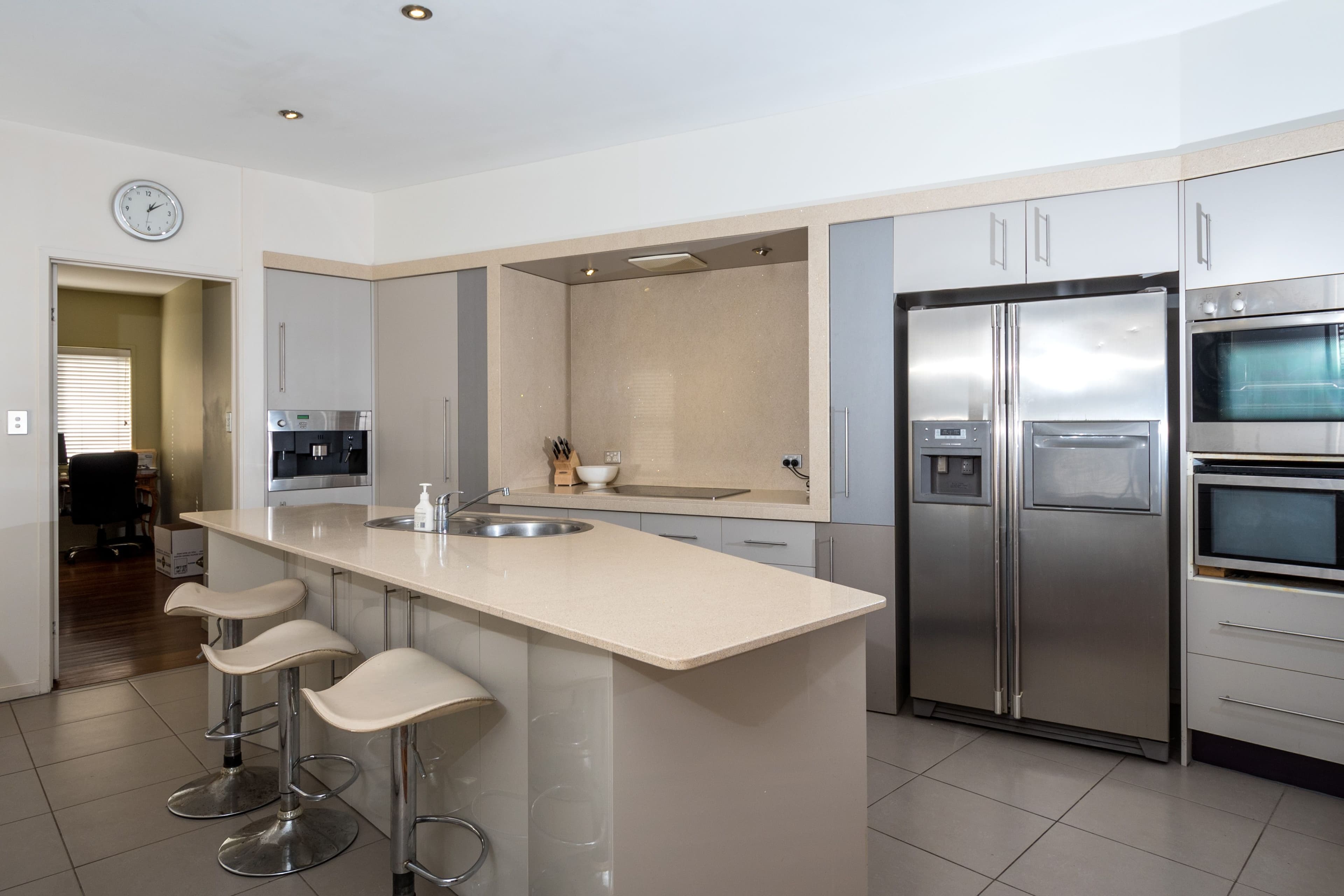 49 Palm Avenue, Surfers Paradise QLD 4217, Surfers Paradise - Thumbnail 4