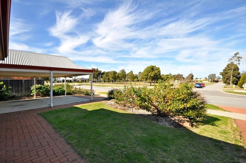 88 Pinegrove Avenue, Ellenbrook WA 6069, Ellenbrook - Thumbnail 2