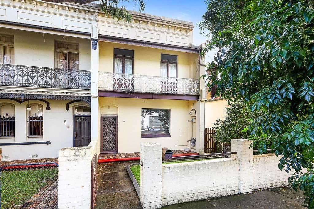 6 Searl Street, Petersham - Image 1