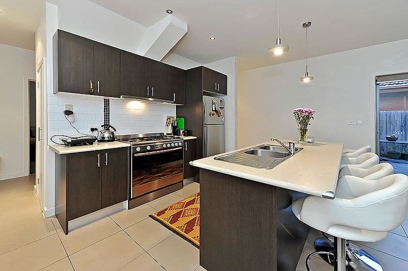 17 Central Avenue, Thomastown VIC 3074, Thomastown - Thumbnail 2
