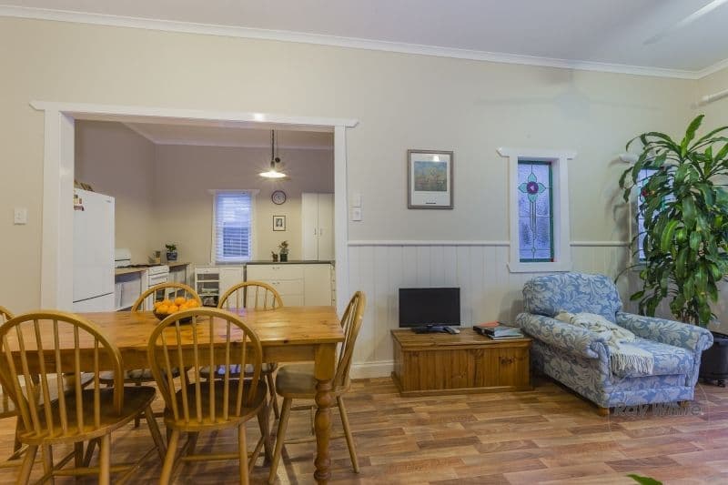 38 Crofton Street, Geelong West VIC 3218, Geelong West - Thumbnail 2