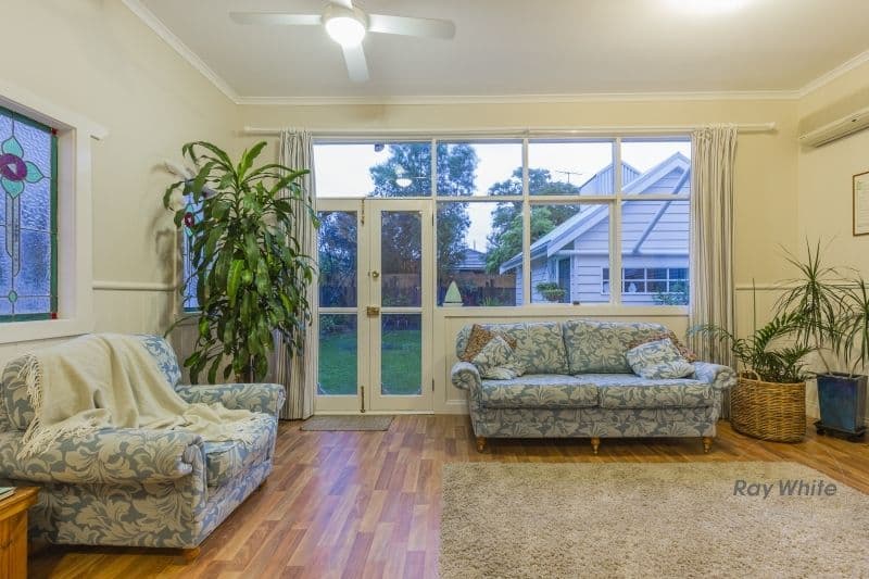 38 Crofton Street, Geelong West VIC 3218, Geelong West - Thumbnail 3