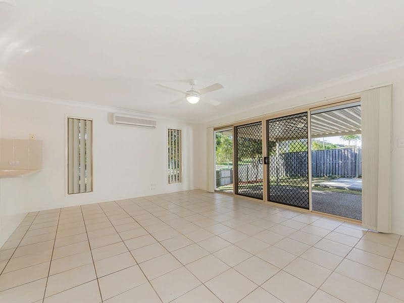 15 Witheren Circuit, Pacific Pines QLD 4211, Pacific Pines - Thumbnail 5