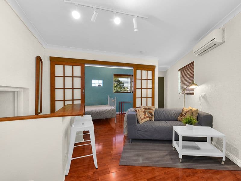 47 Harwood Street, Bardon QLD 4065, Bardon - Thumbnail 2