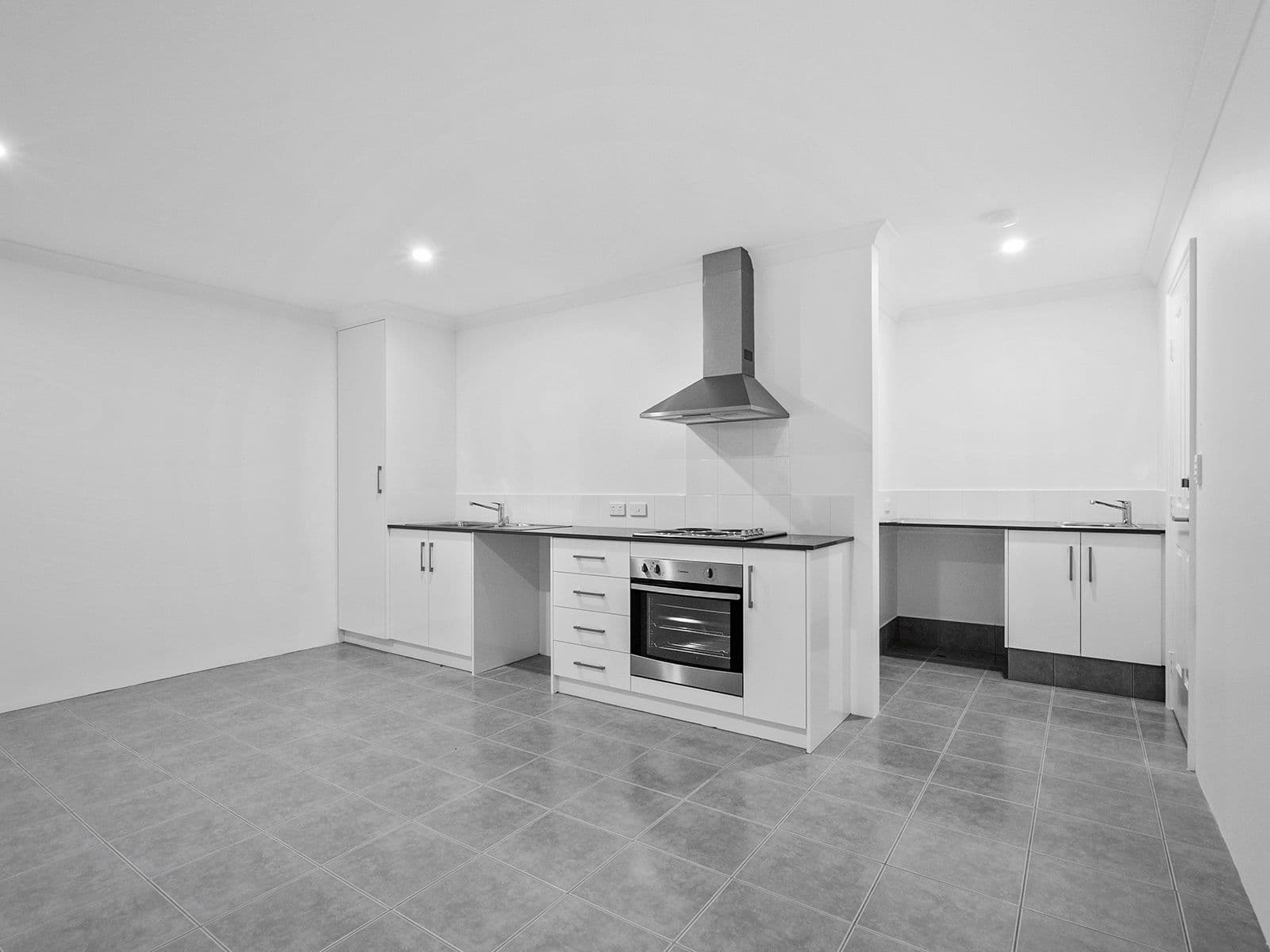 2A/20 Nichols Street, Beresford WA 6530, Beresford - Thumbnail 2