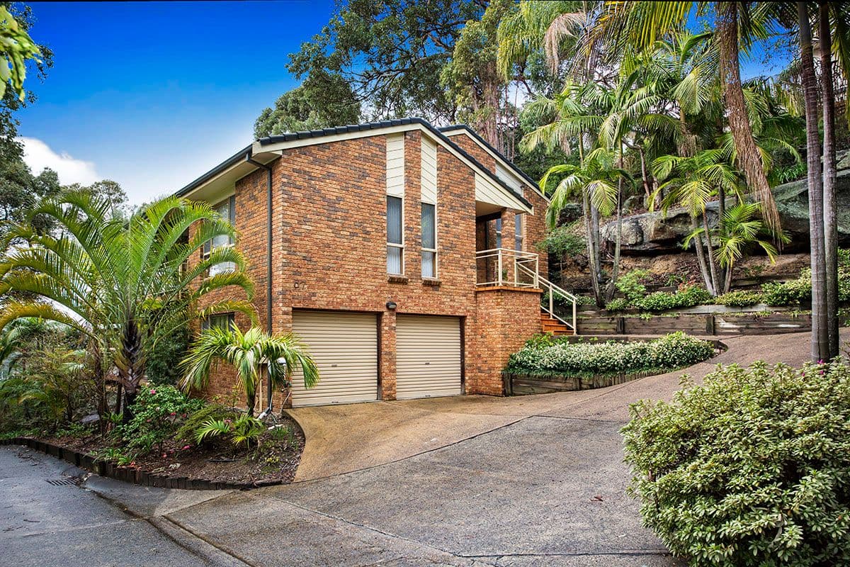 57 Bignell Street, Illawong - Thumbnail 2