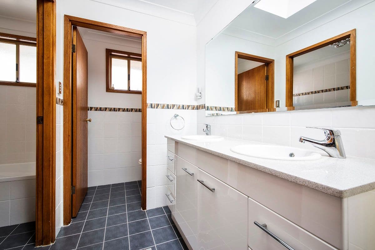 57 Bignell Street, Illawong - Thumbnail 8