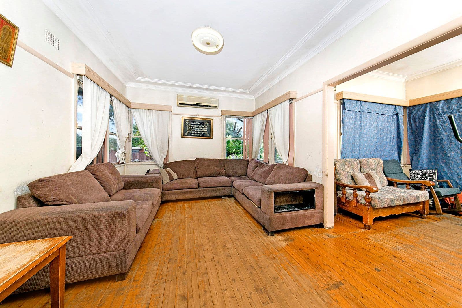 2 Phillips Street, Auburn - Thumbnail 2