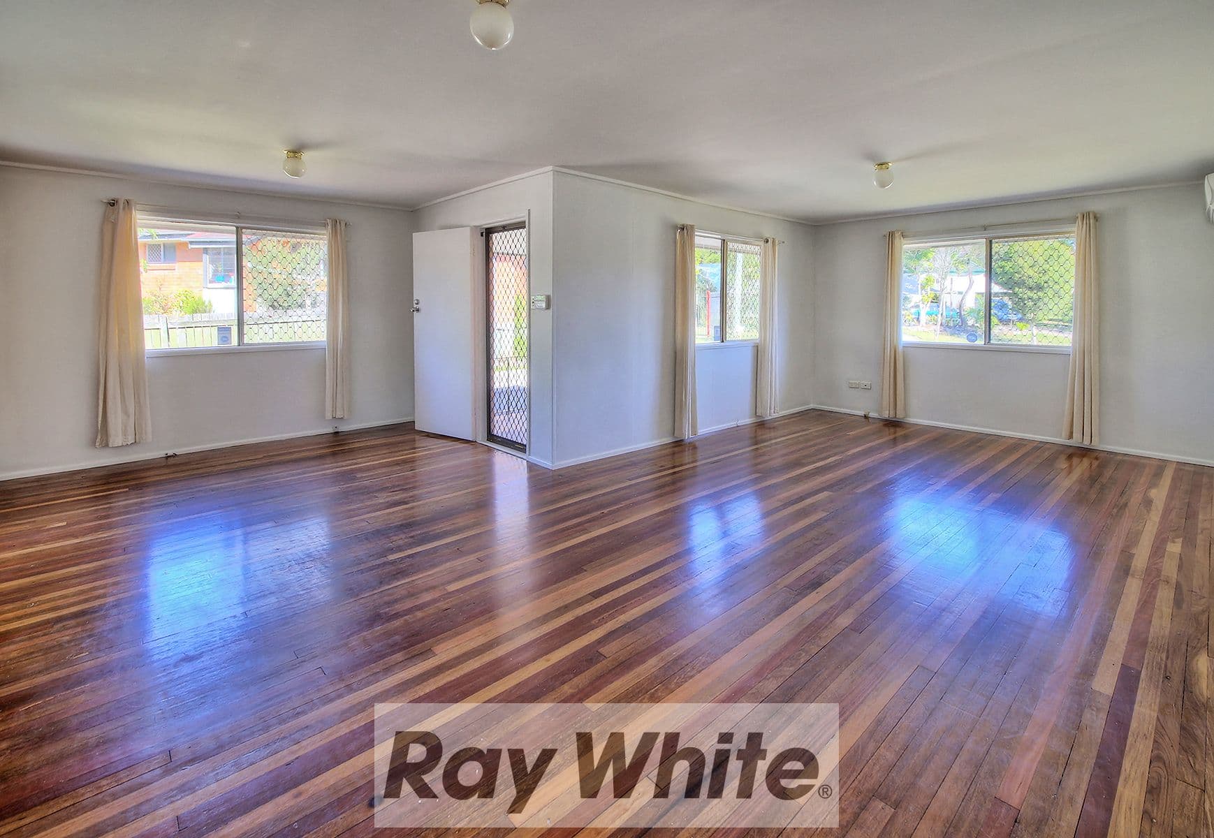 18 Opal Street, Slacks Creek QLD 4127, Slacks Creek - Thumbnail 2