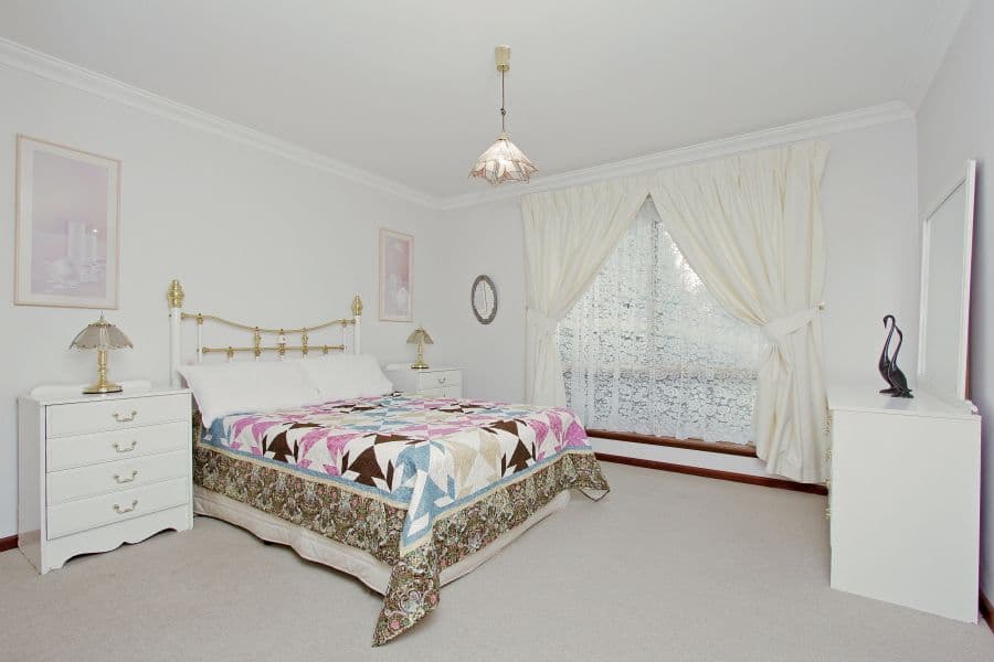 4 Timberlane Crescent, Beechboro WA 6063, Beechboro - Thumbnail 3